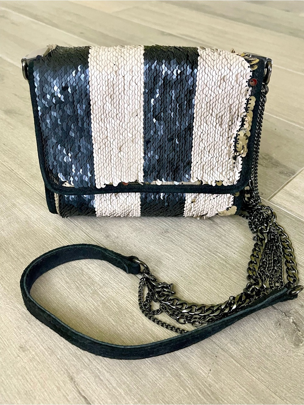 Zara Reversible Sequin Crossbody Bag Blue White Gold Striped Chain Strap